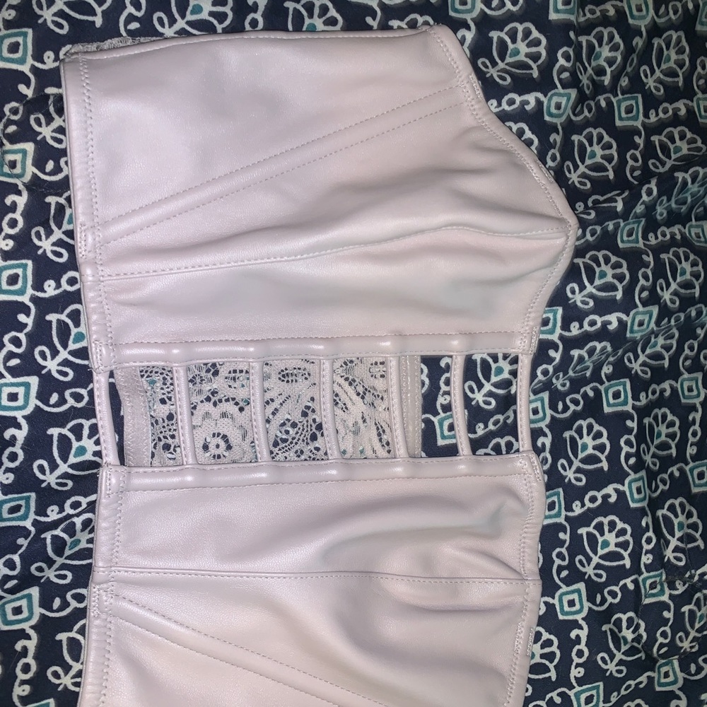 NWT VS BRALETTE Lingerie